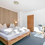 Brixen Alpin Living 1 *