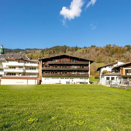Brixen Alpin Living 1 *