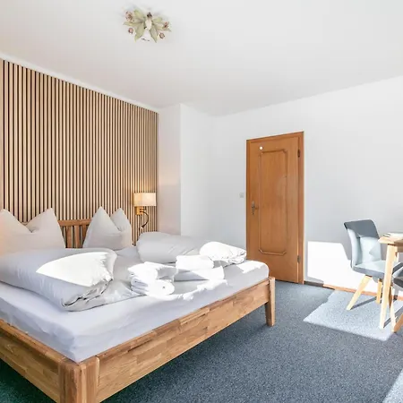 Brixen Alpin Living 1 *