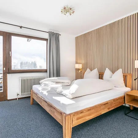 Brixen Alpin Living 1 公寓